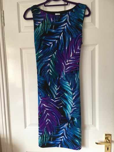 Cache Dress ( American Label )--- Size XL--- New without tags