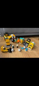 Box of lego duplo