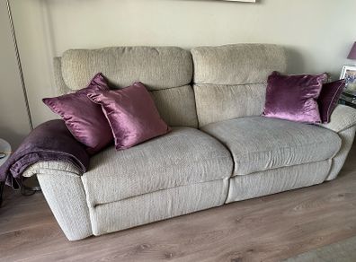 3 Seater Recliner Sofa & Matching 2 Seater Sofa - Excellent Condition