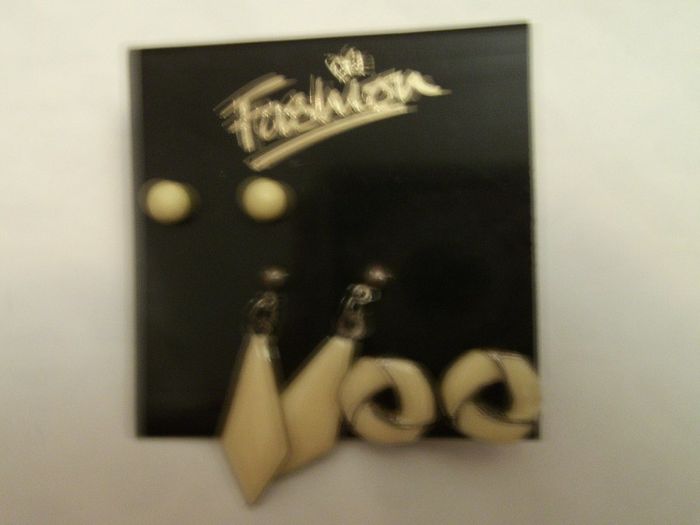 3 pairs yellow fashion earings