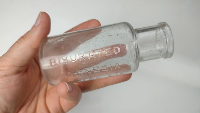 407 - Antique Bisurated Magnesia Bismag London Collectible Decorative Bottle