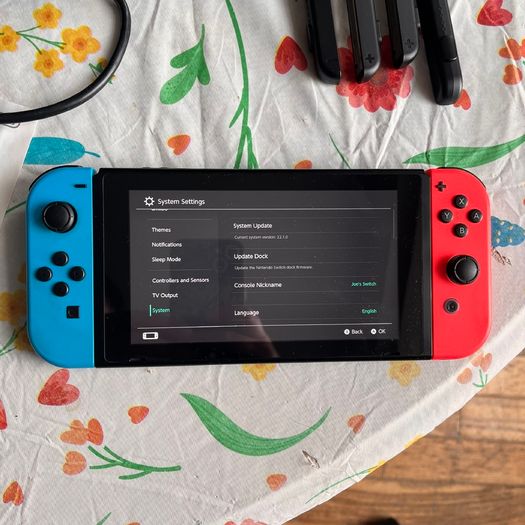 Nintendo Switch (1st Edition with Bundle)