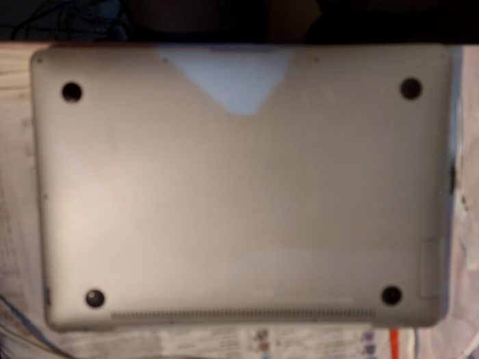 MacBook Air 13 inch, A1237, excellent cosmetic Condition, Password Locked