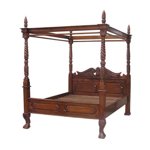 four poster bed