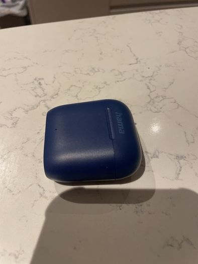 Bluetooth earbuds