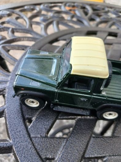 Britains Land Rover Defender