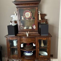 Display Cabinet