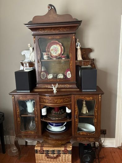 Display Cabinet