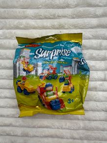Bauer construction set surprise blind bag new Please look at the pictures