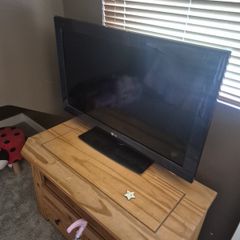 LG 42 and 32 Inch