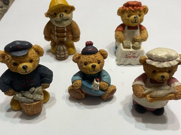 John west scraggly Boggs bears