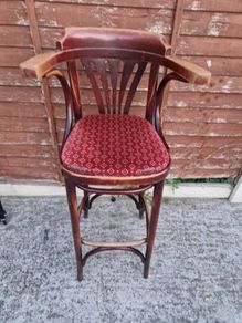 bar stool