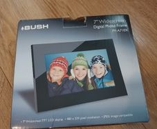 Digital camera frame