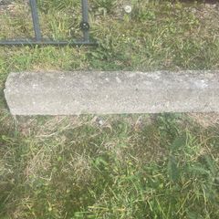 Concrete sleeper 22 in total 50e for lot