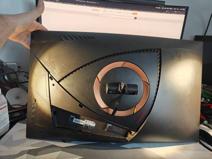 ASUS ROG Swift PG27VQ Quad HD 27 Curved LCD Gaming Monitor