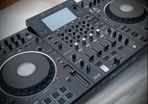 Pioneer DJ XDJ-XZ + Flight Case + Box - Excellent Condition