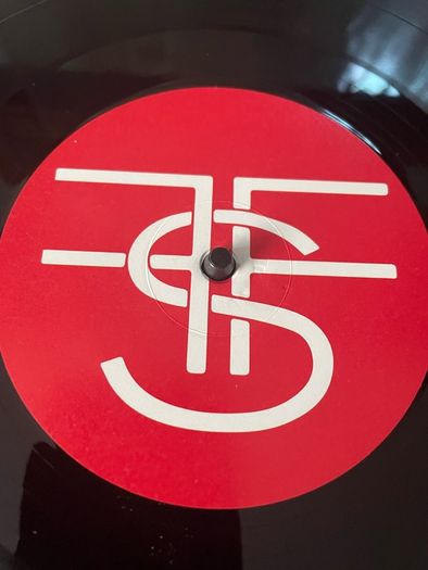 FFS (Franz Ferdinand / Sparks) - FFS