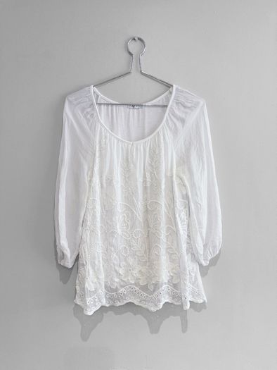 Pre Owned White Embroidered Boho Tunic Blouse
