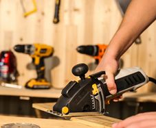 BRAND NEW Mini Circular Saw