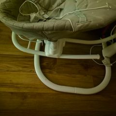 Baby swing