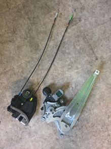 Toyota aqua window regulator and door latch D/S