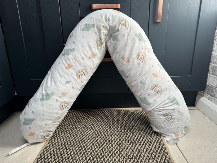 Maternity & nursing pillow