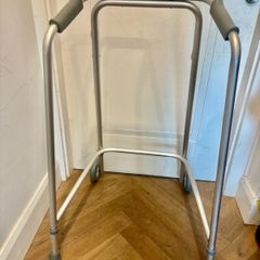 Free Walking Frame
