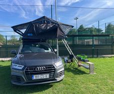 Roof tent