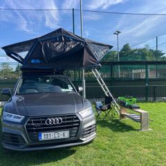 Roof tent