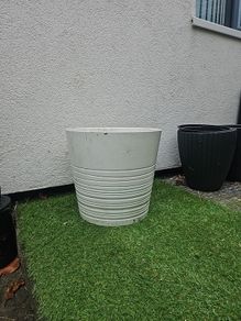 Garden pots
