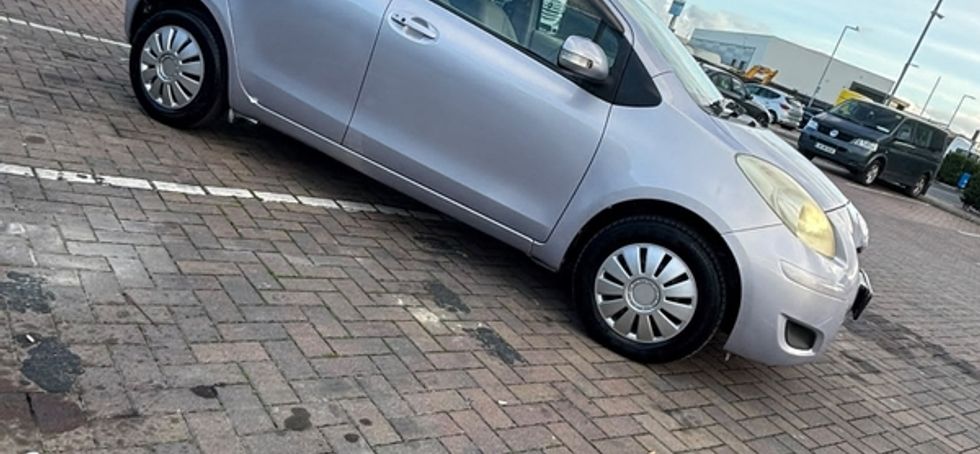 2010 Toyota Vitz