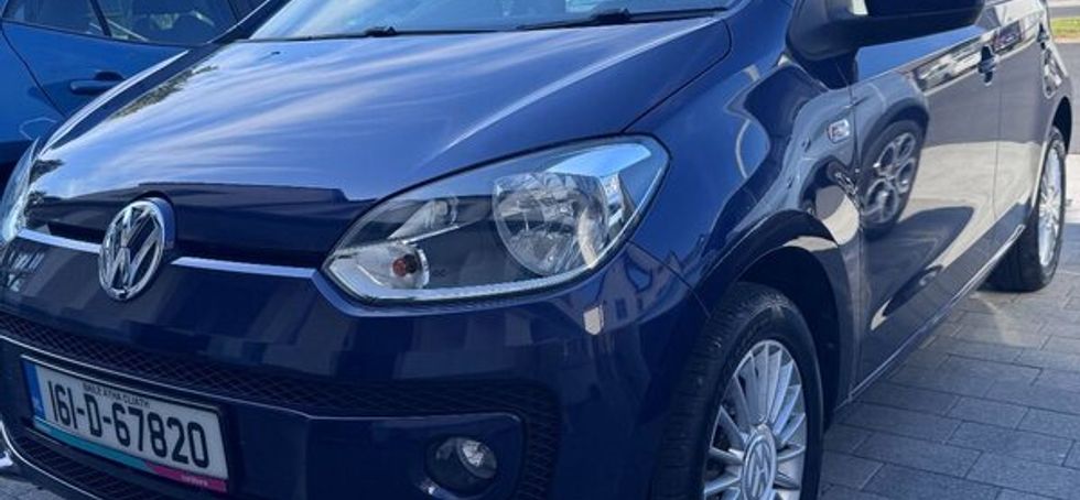 VW Up! Automatic | Heated Seats | Reverse Camera