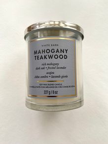 White barn mahogany teakwood soy wax blend candle 227 g