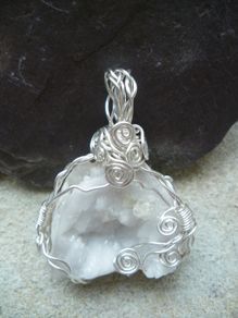 Druzy wirewrapped pendant.Gemstone pendant,Gemstone jewellery