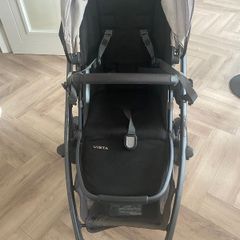 Uppa Baby V2