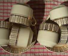 nice arklow Pottery cup's and saucers xy