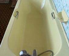 Retro Primrose Yellow Bathroom Suite