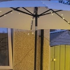 The 3M Crank & Tilt Sun Parasol & base (new)