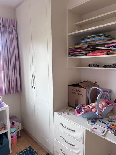 White Fitted Bedroom Wardrobes with Desk & Shelving