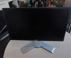 Dell monitor 23" LCD Display port and HDMI - OPEN TO OFFERS