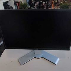 Dell monitor 23" LCD Display port and HDMI - OPEN TO OFFERS