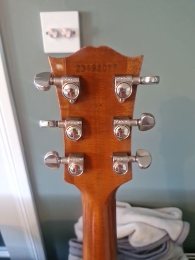 gibson j200