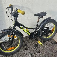 Trek Precaliber 16" Kids Bike
