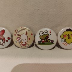 Sanrio Hello Kitty Badges 25mm