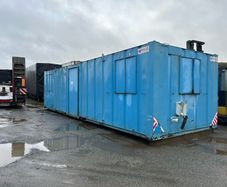 Container 32ft x 10ft
