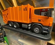 Brudarman Garbage truck