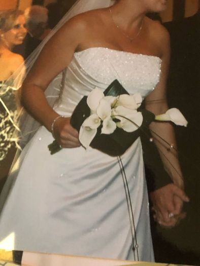 wedding dress