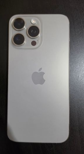 Iphone 15 pro max 256gb natural titanium