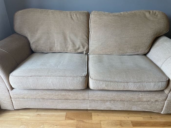 Sofas (3+2) in Very Good Condition