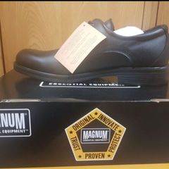 Magnum Safety Boot Shoe ( UK size 10)